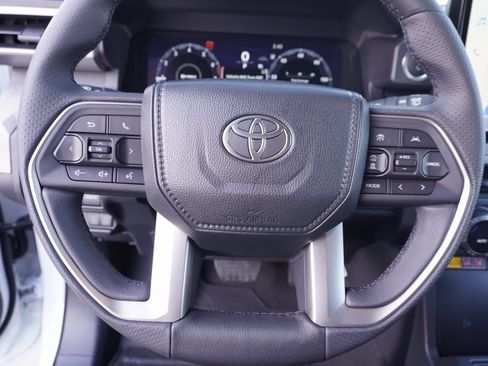 New 2025 Toyota 4Runner Trailhunter image 30