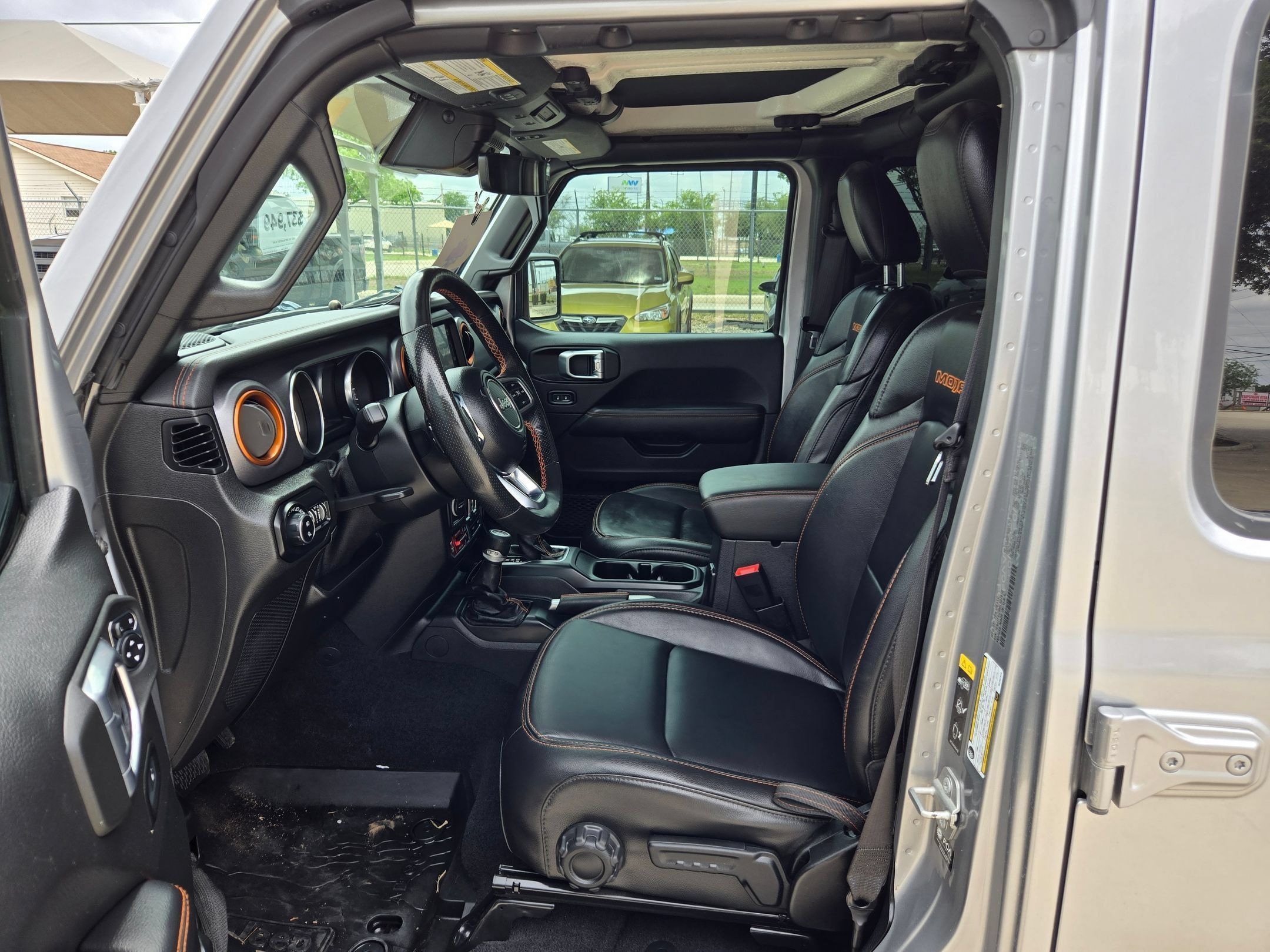 Used 2021 Jeep Gladiator Mojave AWD/4WD image 9