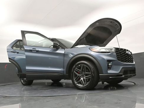 Used 2025 Ford Explorer ST w/ Sun And Sound Package image 49