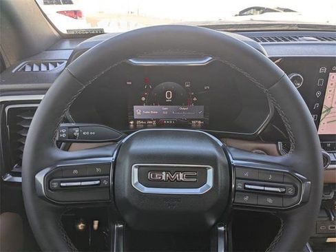 Used 2023 GMC Canyon AT4 w/ AT4 Premium Package image 32