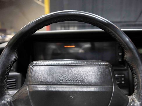 Used 1992 Cadillac Allante FWD image 42