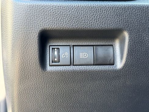 Used 2024 Toyota RAV4 XLE image 31