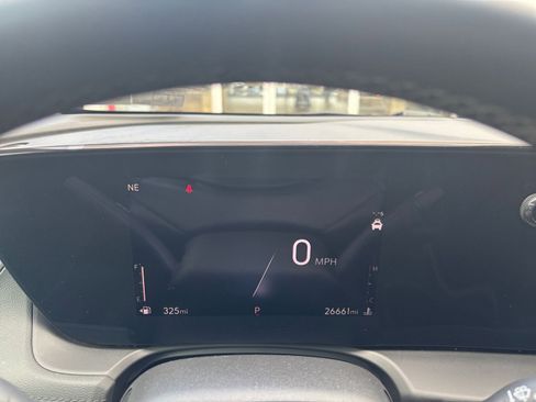 Used 2025 Buick Encore GX Preferred FWD image 40
