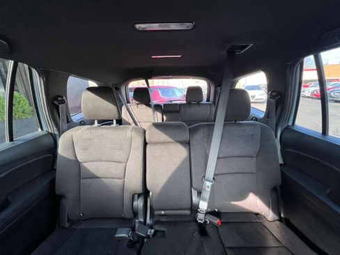 Used 2022 Honda Pilot Sport image 18