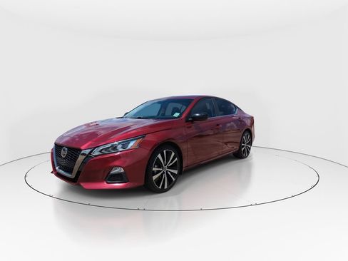 Used 2022 Nissan Altima 2.5 SR FWD image 4