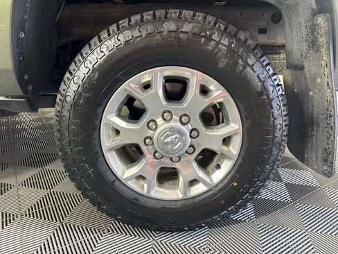 Used 2020 RAM 2500 Laramie AWD/4WD image 13