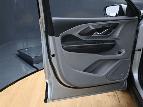 Used 2022 GMC Terrain SLT w/ Infotainment Package II image 42