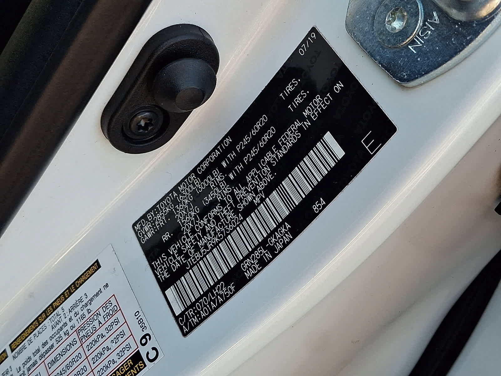 Used 2019 Toyota 4Runner Limited AWD/4WD image 30