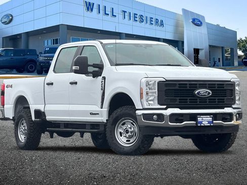 New 2026 Ford F250 XL w/ 360-Degree Camera Package AWD/4WD image 2