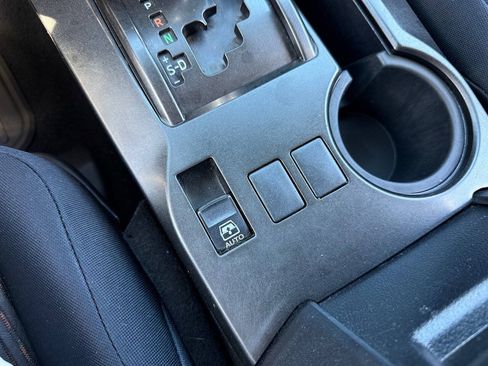 Used 2014 Toyota 4Runner Trail AWD/4WD image 71