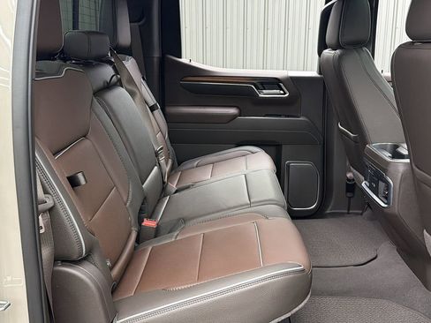 Used 2026 GMC Sierra 1500 Denali AWD/4WD image 42