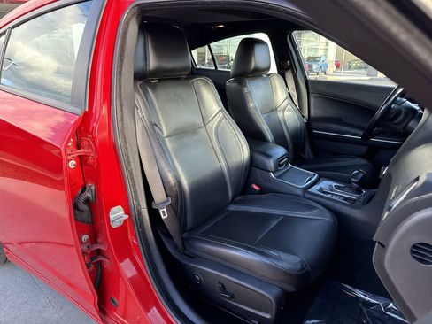 Used 2022 Dodge Charger SXT w/ Leather Interior Group image 14