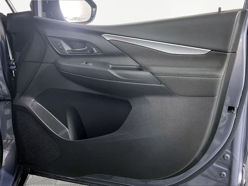 Used 2022 Chevrolet Bolt LT FWD image 26