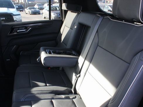 New 2026 GMC Yukon XL Elevation w/ LPO, Floor Liner Package image 23