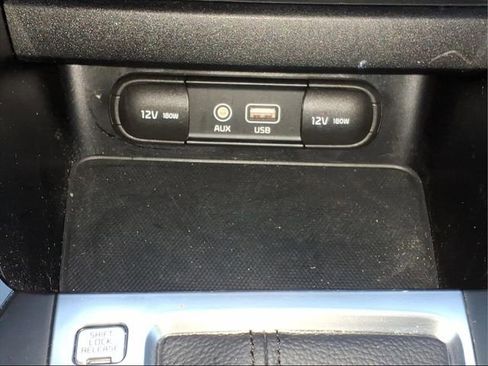 Used 2019 Kia Forte S w/ S Premium Package image 22