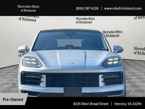 Used 2024 Porsche Cayenne S AWD/4WD image 10