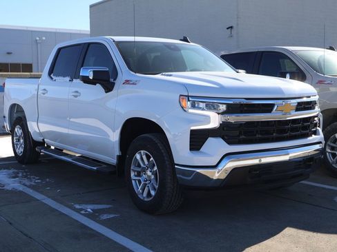 New 2026 Chevrolet Silverado 1500 LT w/ Z71 Off-Road Package image 9