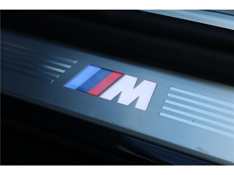 Used 2019 BMW 740i w/ M Sport Package RWD image 36