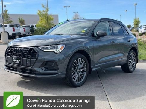 Used 2023 Audi Q3 2.0T Premium Plus w/ Premium Plus Package AWD/4WD image 4