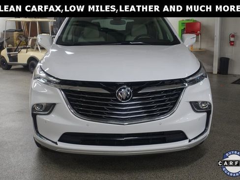Used 2023 Buick Enclave Essence image 2