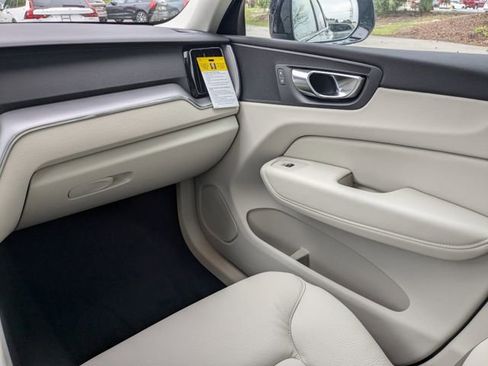 New 2025 Volvo XC60 T8 Core w/ Climate Package image 20