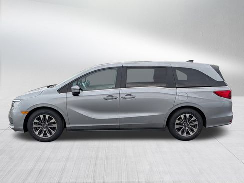 Used 2023 Honda Odyssey EX-L image 4