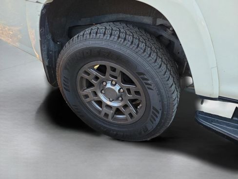 Used 2021 Toyota 4Runner Venture image 28