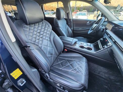 Used 2025 Genesis GV80 3.5T Prestige image 22