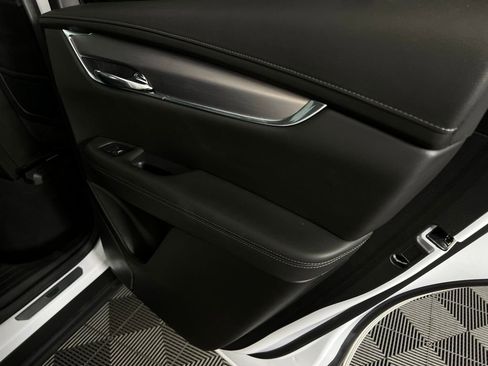 Used 2024 Cadillac XT6 Luxury w/ LPO, Floor Liner Package image 33