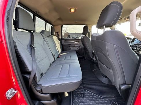 Used 2019 RAM 1500 Big Horn image 32