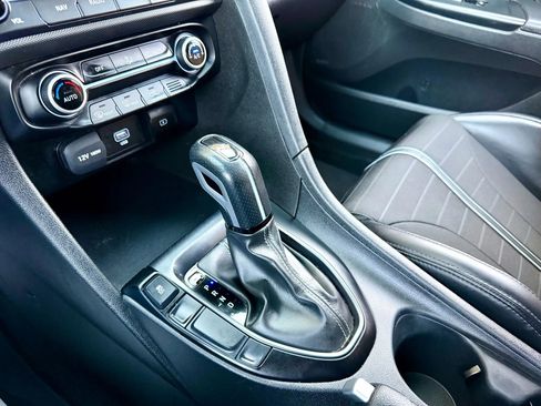 Used 2021 Hyundai Veloster N image 18