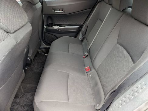 Used 2018 Toyota C-HR XLE FWD image 23