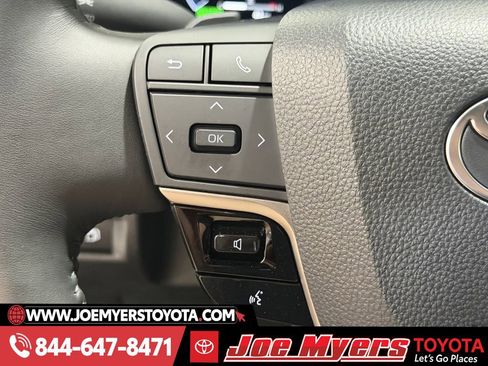 Certified 2025 Toyota Camry XSE image 24