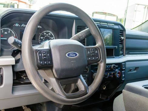 Used 2024 Ford F350 XLT AWD/4WD image 15