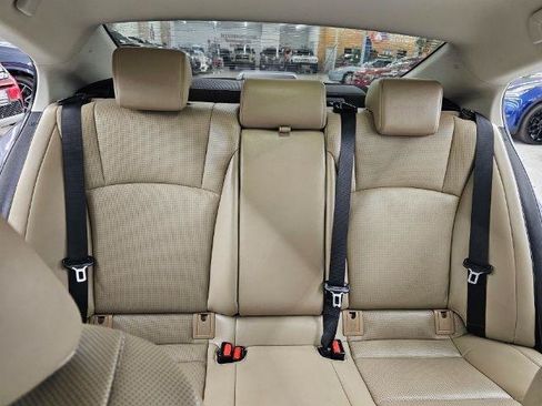 Used 2021 Lexus ES 300h w/ Premium Package FWD image 12