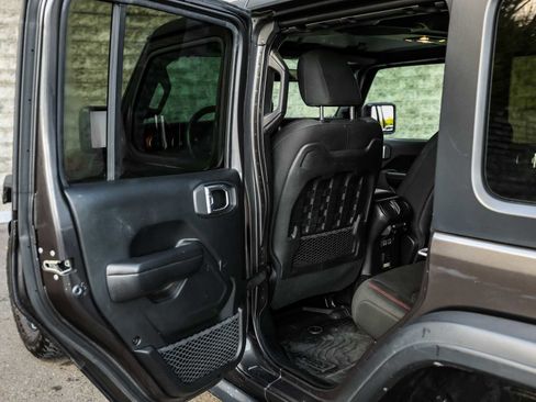 Used 2019 Jeep Wrangler Unlimited Rubicon image 20