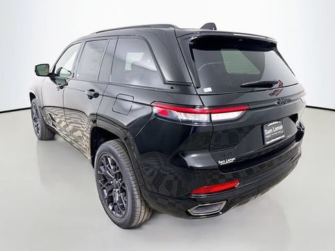 Used 2025 Jeep Grand Cherokee Summit w/ Obsidian Package AWD/4WD image 5