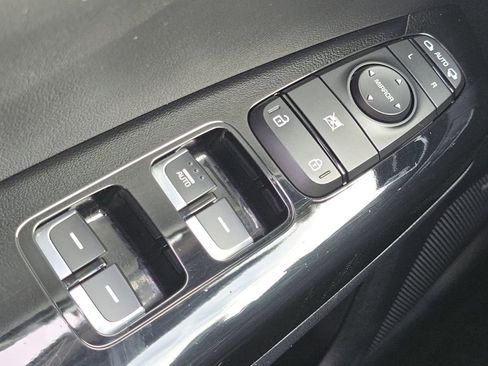 Used 2021 Kia Sportage SX image 25