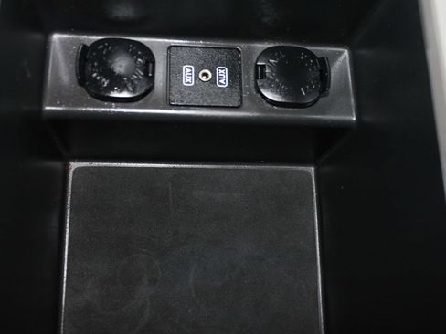 Used 2007 Subaru Tribeca Limited w/ Popular Equipment Group 1 image 24