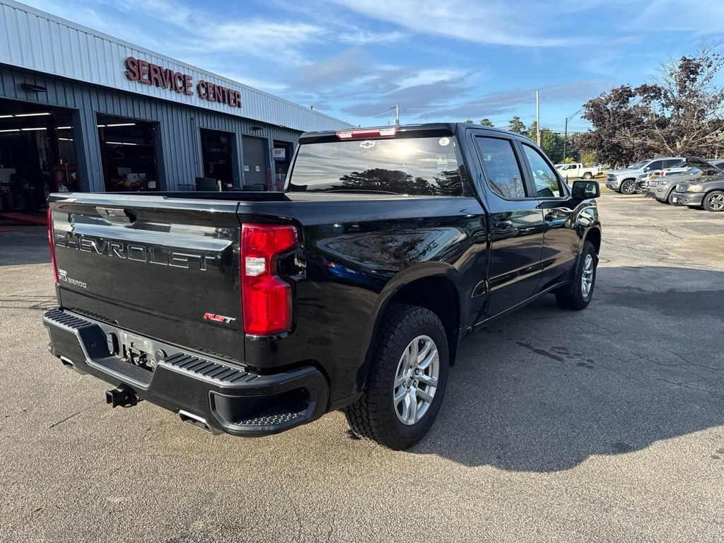 Used 2020 Chevrolet Silverado 1500 RST AWD/4WD image 5