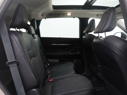 Used 2024 INFINITI QX60 Sensory image 12