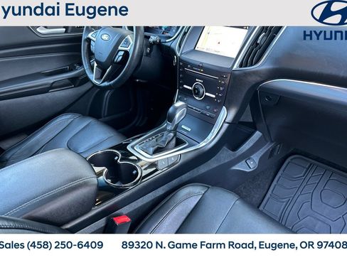 Used 2016 Ford Edge Titanium w/ Equipment Group 302A AWD/4WD image 26