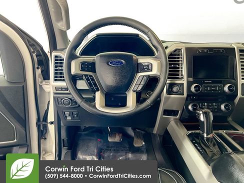 Used 2015 Ford F150 Lariat AWD/4WD image 24