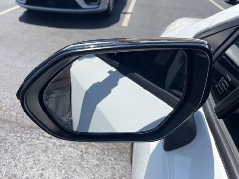 Used 2021 Toyota Corolla SE FWD image 14