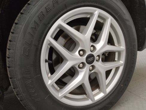 Used 2023 Ford Edge SEL image 31