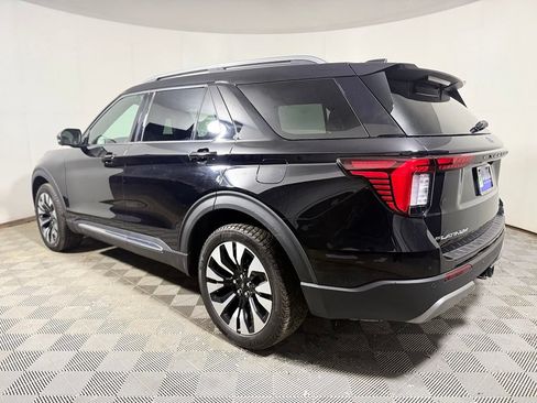 Used 2025 Ford Explorer Platinum w/ LUX Leather Package AWD/4WD image 4