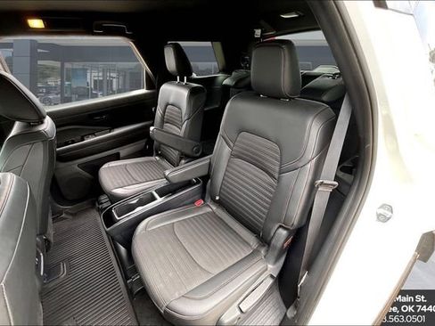 Used 2025 Nissan Pathfinder Rock Creek AWD/4WD image 22