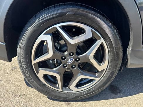 Used 2019 Subaru Crosstrek 2.0i Limited w/ Moonroof Package w/Navigation AWD/4WD image 9