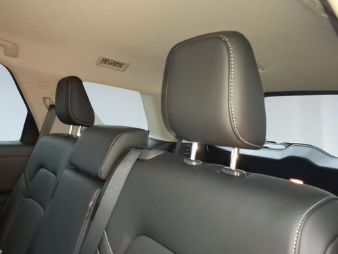 New 2026 Nissan Pathfinder SL AWD/4WD image 10