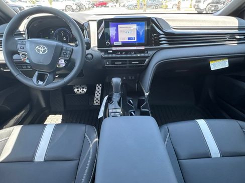 New 2026 Toyota Camry SE FWD image 28